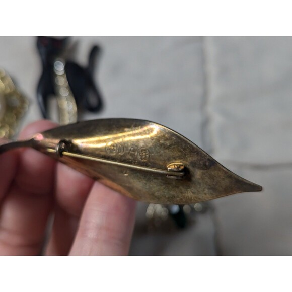 Lot Of 4 Vintage Pins Black Cat Fly Bee Leaf Cabochon Norway Sterling - Picture 13 of 16